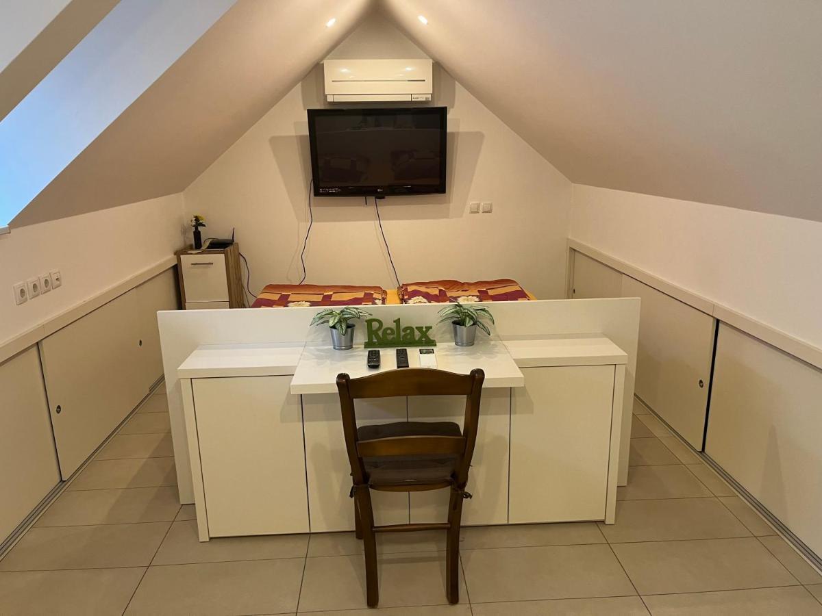 Apartma Ajda Apartment Kranj Bagian luar foto