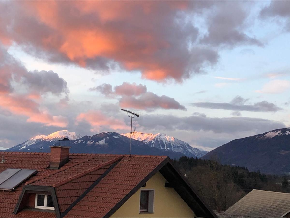 Apartma Ajda Apartment Kranj Bagian luar foto
